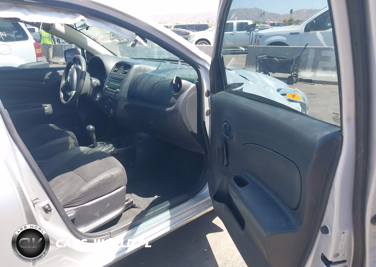 2018 Nissan Versa 1.6 S+ VIN:3N1CN7APXJL835808 - 5