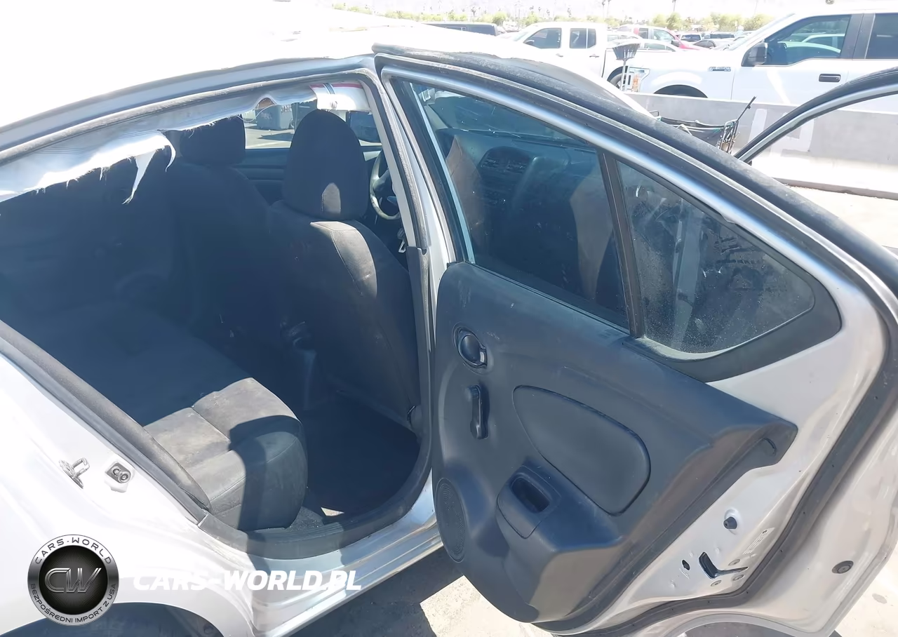 2018 Nissan Versa 1.6 S+ VIN:3N1CN7APXJL835808 - 8
