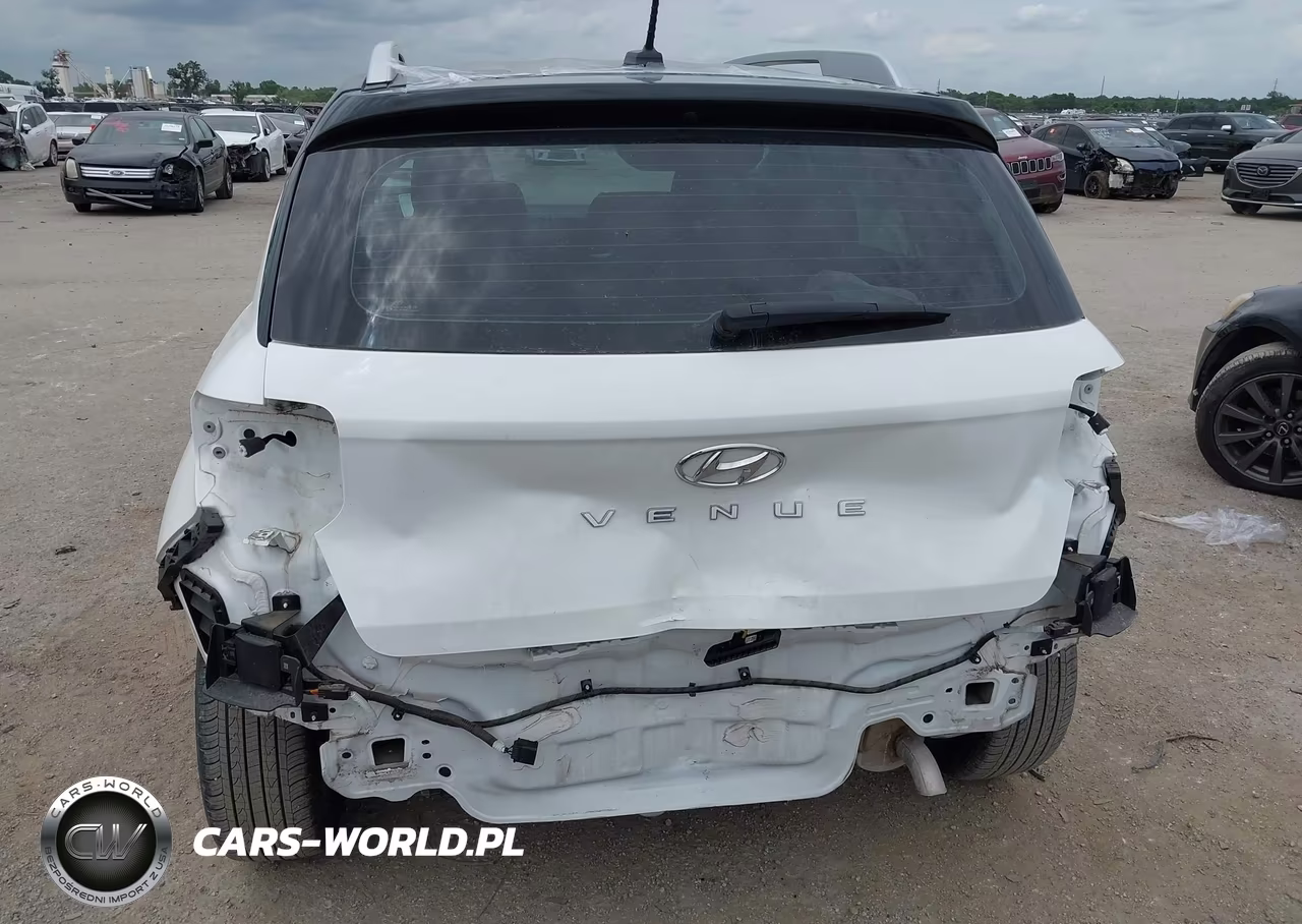 2024 Hyundai Venue Limited VIN:KMHRC8A31RU324341 - 17