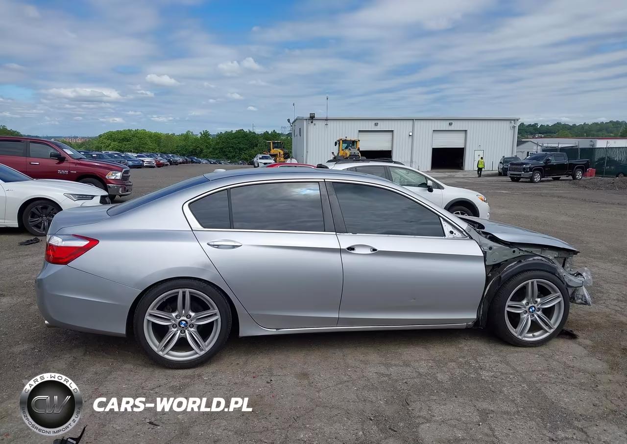 2015 Honda Accord Ex-L VIN:1HGCR2F80FA135561 - 14