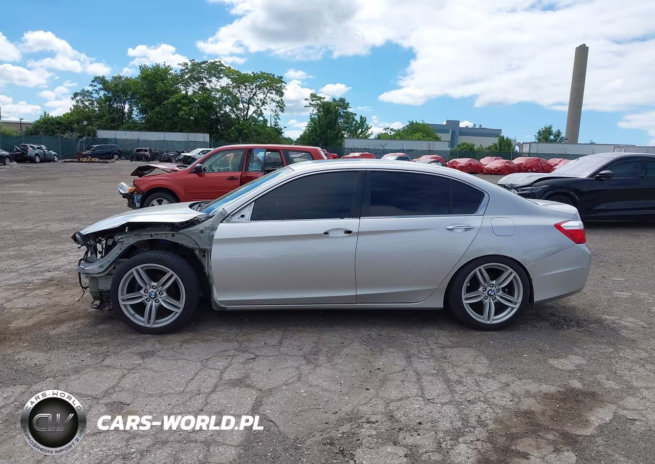 2015 Honda Accord Ex-L VIN:1HGCR2F80FA135561 - 15