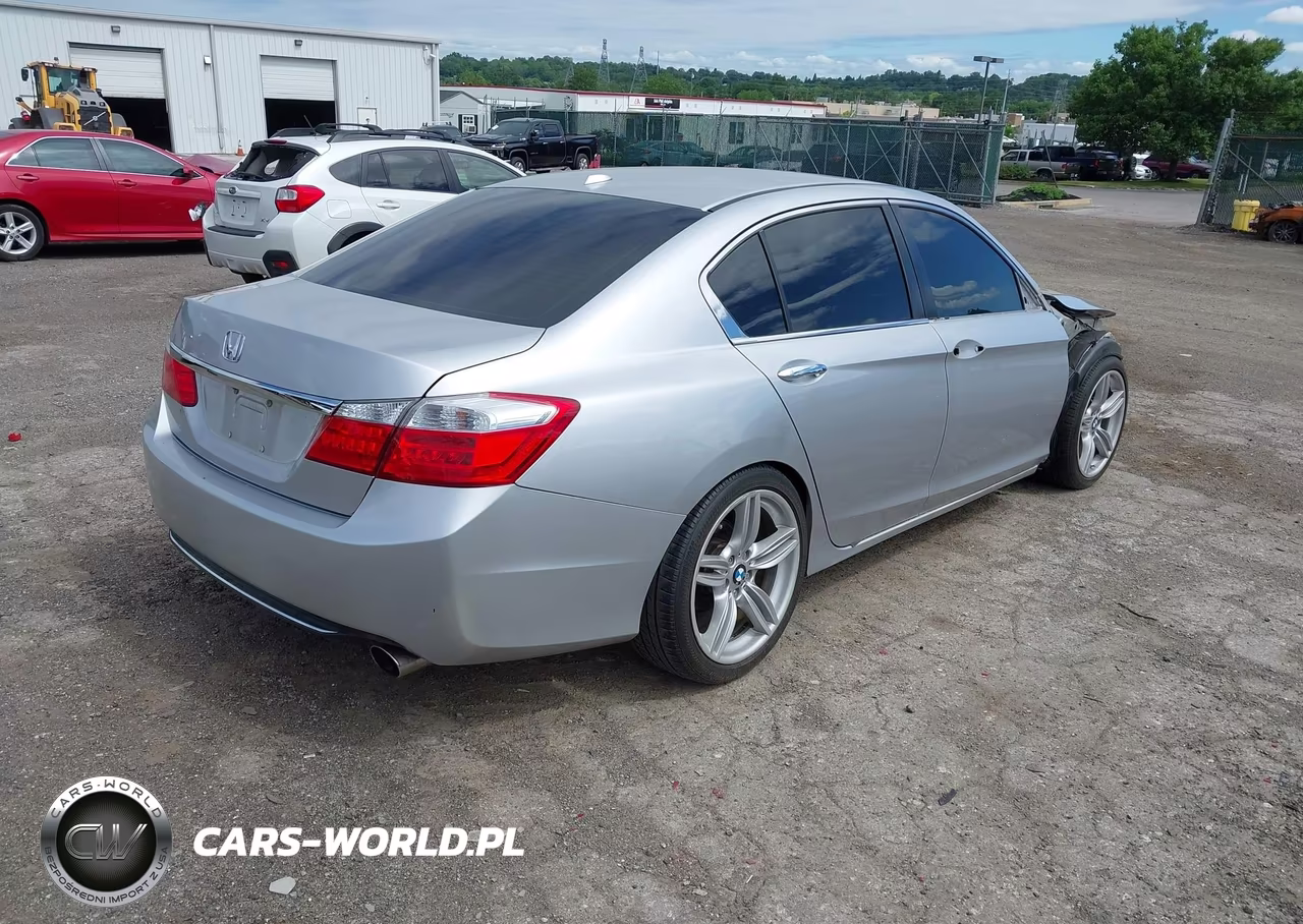 2015 Honda Accord Ex-L VIN:1HGCR2F80FA135561 - 4