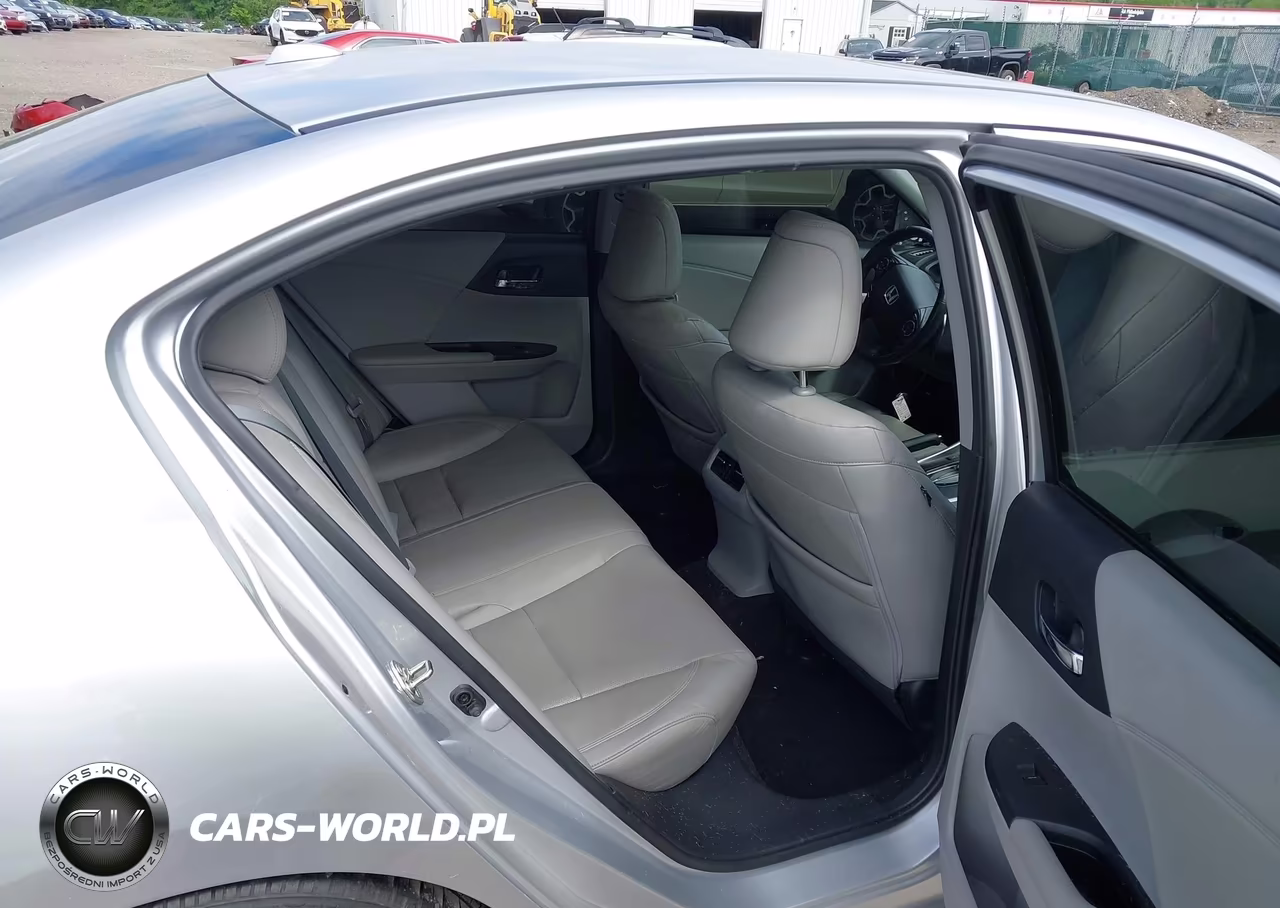 2015 Honda Accord Ex-L VIN:1HGCR2F80FA135561 - 8