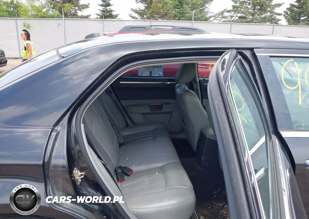 2006 Chrysler 300C VIN:2C3KA63H86H115092 - 8