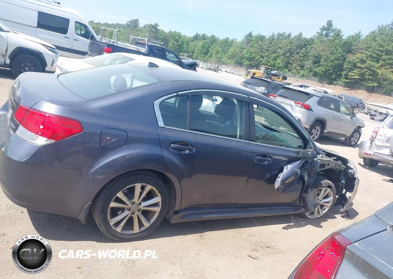 2014 Subaru Legacy 2.5I Premium VIN:4S3BMBC65E3011672 - 5