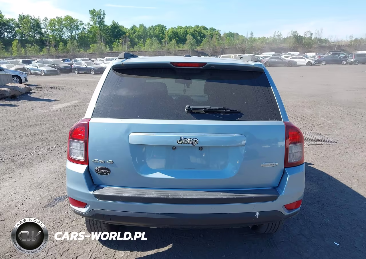 2014 Jeep Compass Latitude VIN:1C4NJDEB2ED520981 - 16
