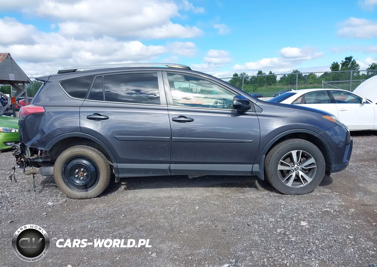2018 Toyota Rav4 Xle VIN:JTMRFREV4JJ235818 - 13