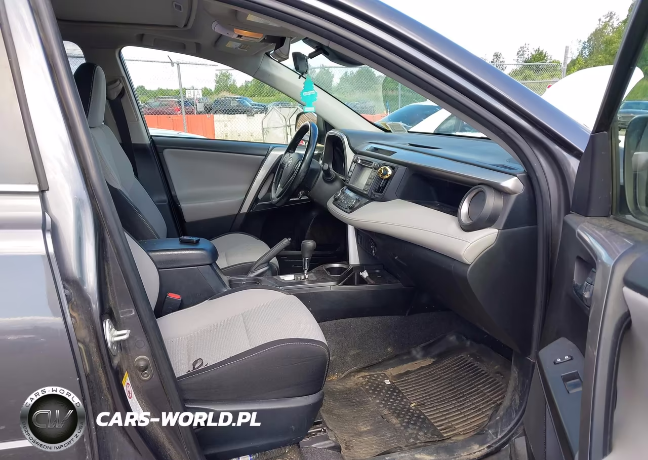 2018 Toyota Rav4 Xle VIN:JTMRFREV4JJ235818 - 5