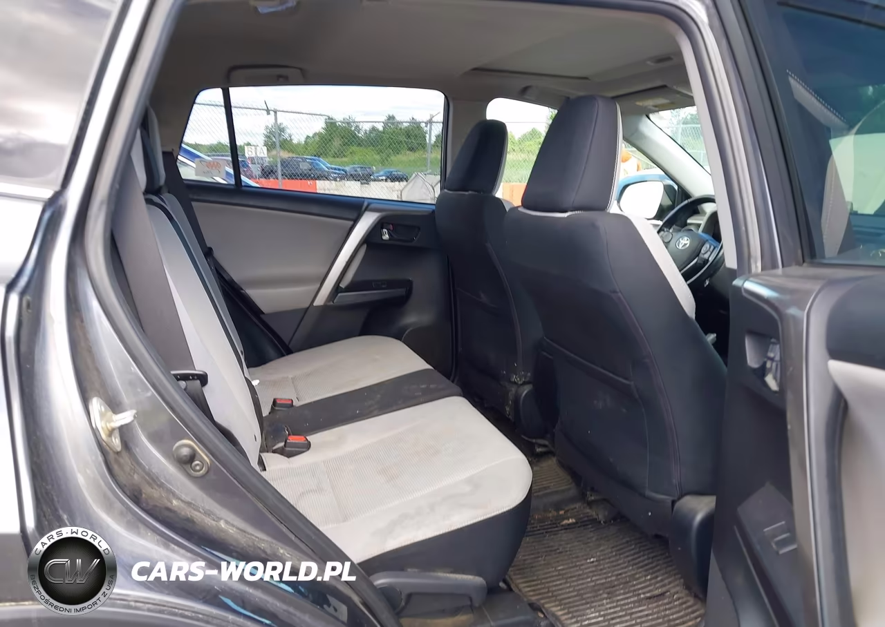 2018 Toyota Rav4 Xle VIN:JTMRFREV4JJ235818 - 8