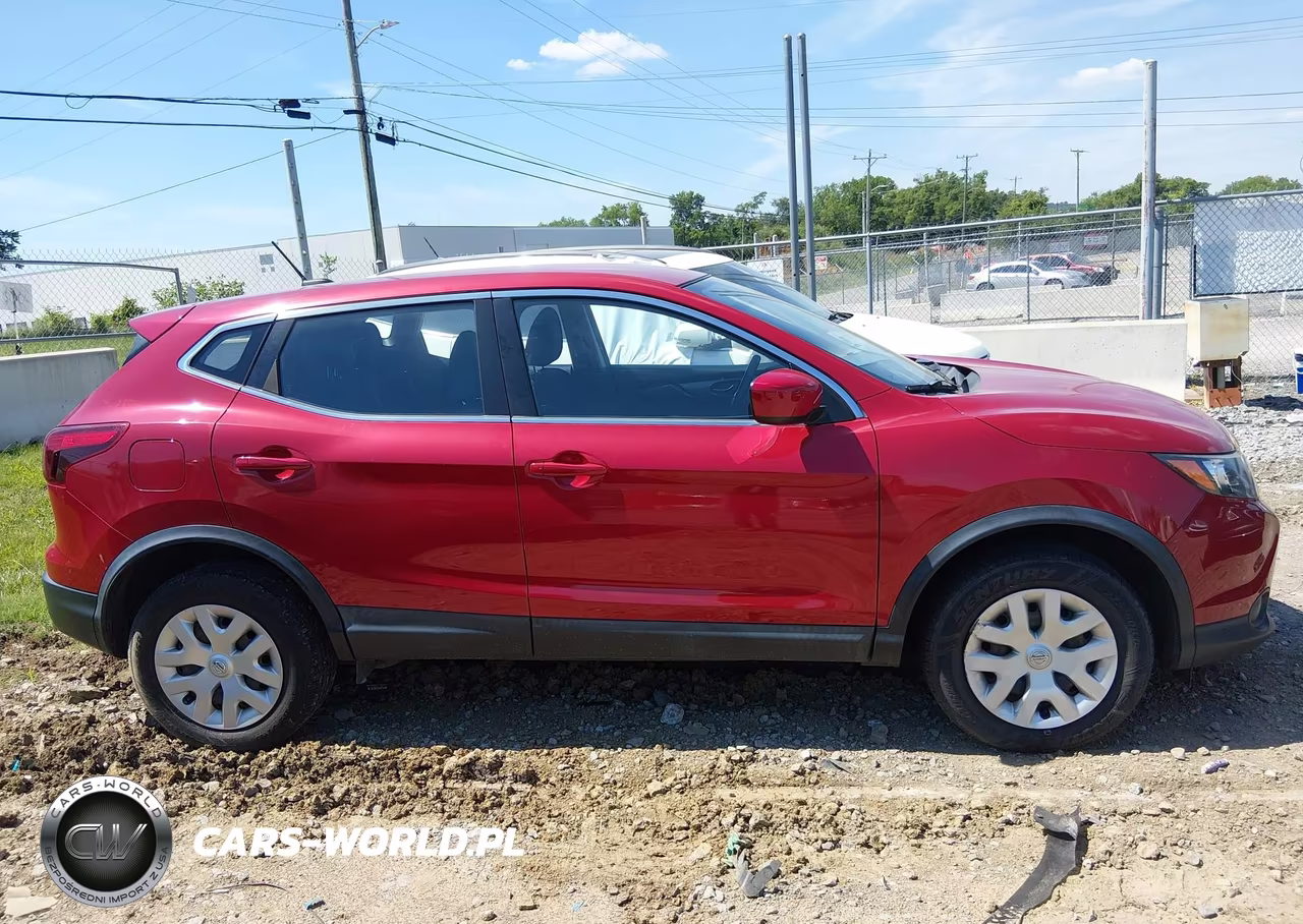 2018 Nissan Rogue Sport S VIN:JN1BJ1CP1JW157039 - 12