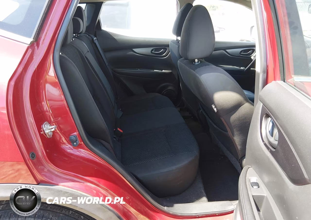 2018 Nissan Rogue Sport S VIN:JN1BJ1CP1JW157039 - 8