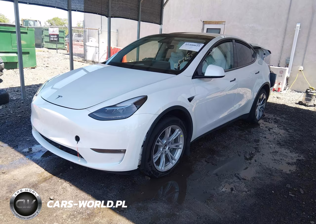 2023 Tesla Model Y Awd-Long Range Dual Motor All-Wheel Drive VIN:7SAYGDEE9PF632780 - 2