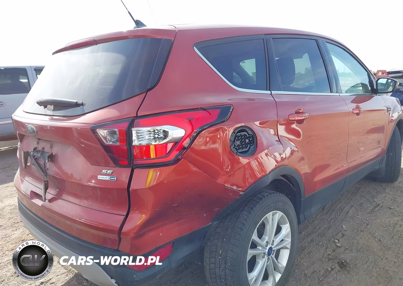 2019 Ford Escape Se VIN:1FMCU9GD0KUC35052 - 17