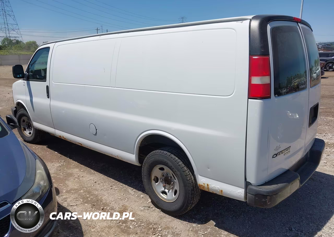 2012 Chevrolet Express 2500 Work Van VIN:1GCWGGBA2C1142952 - 3
