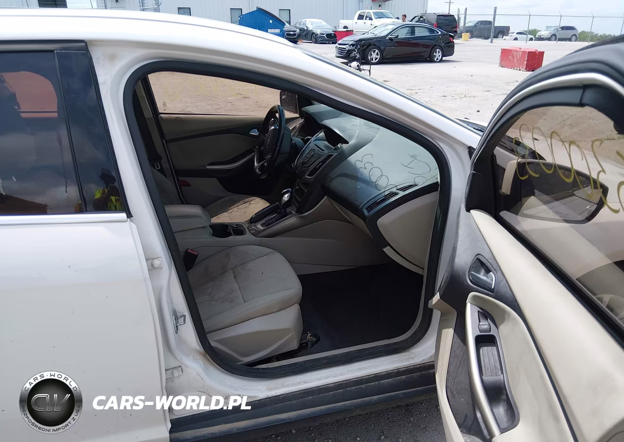 2012 Ford Focus Sel VIN:1FAHP3M27CL301577 - 5
