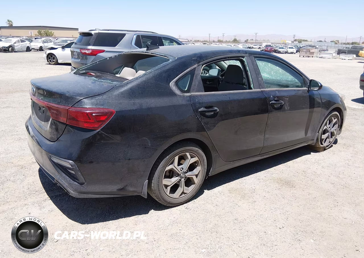 2020 Kia Forte Lxs VIN:3KPF24AD4LE175764 - 4