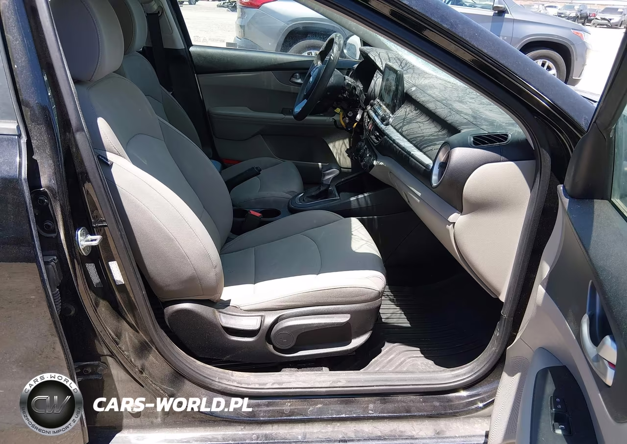 2020 Kia Forte Lxs VIN:3KPF24AD4LE175764 - 5