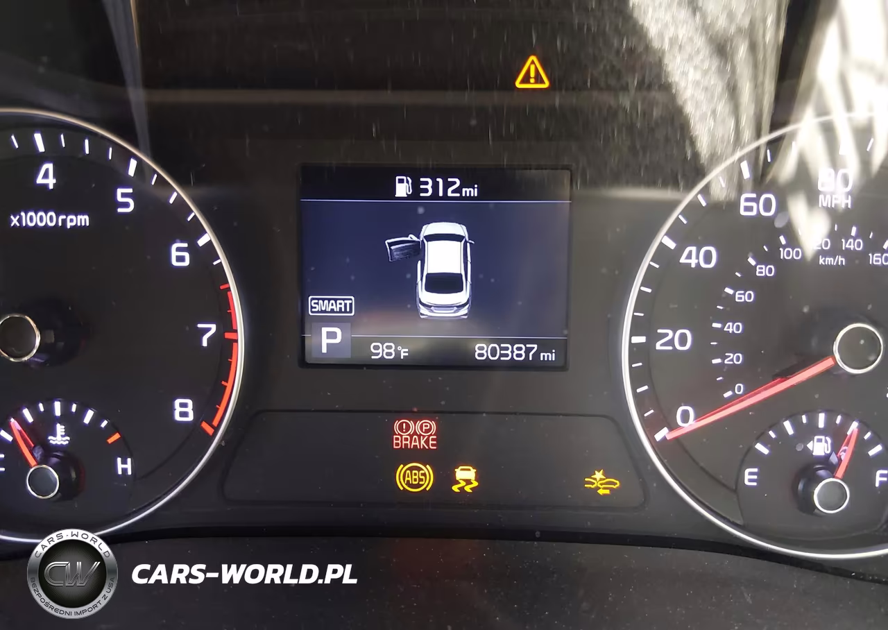 2020 Kia Forte Lxs VIN:3KPF24AD4LE175764 - 7