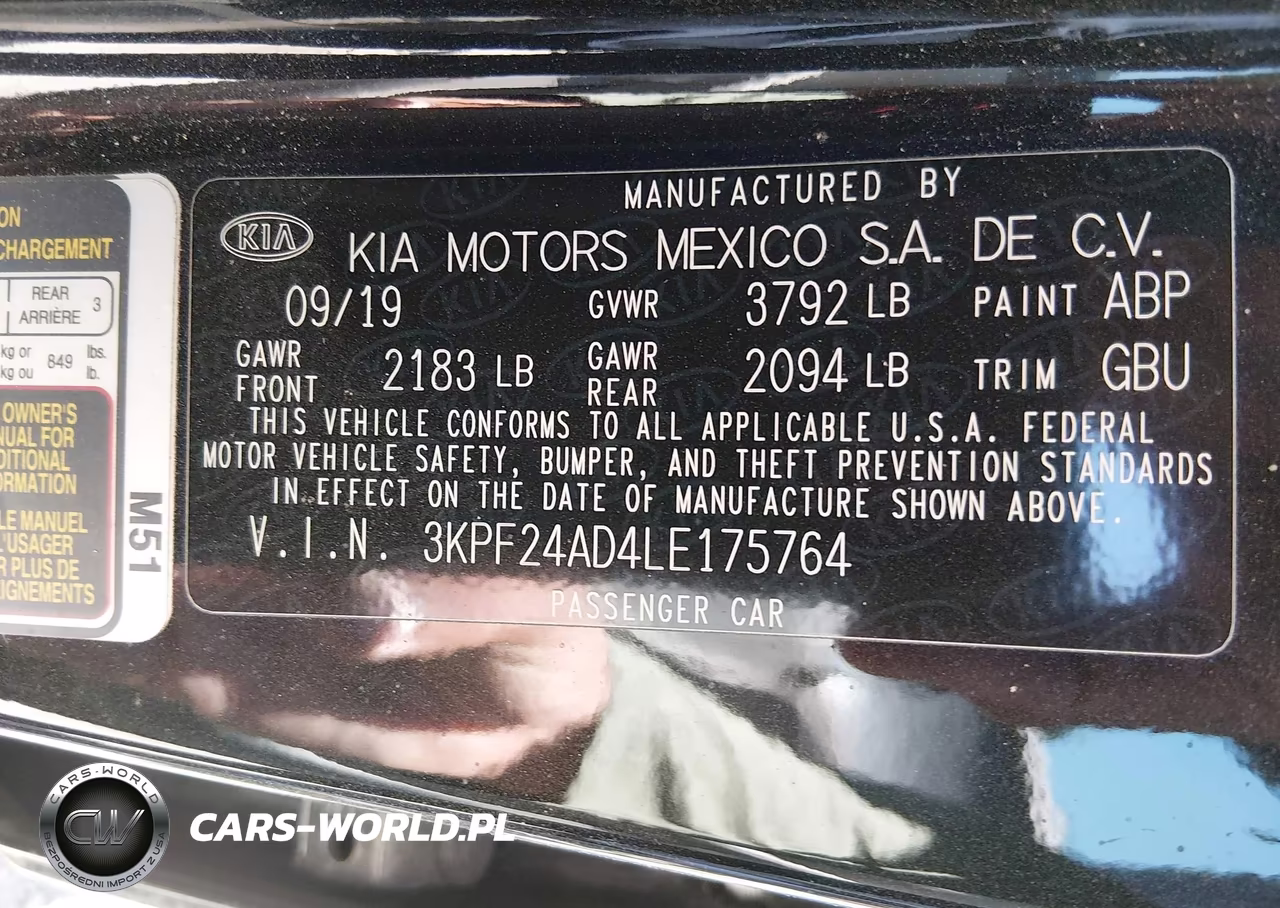 2020 Kia Forte Lxs VIN:3KPF24AD4LE175764 - 9
