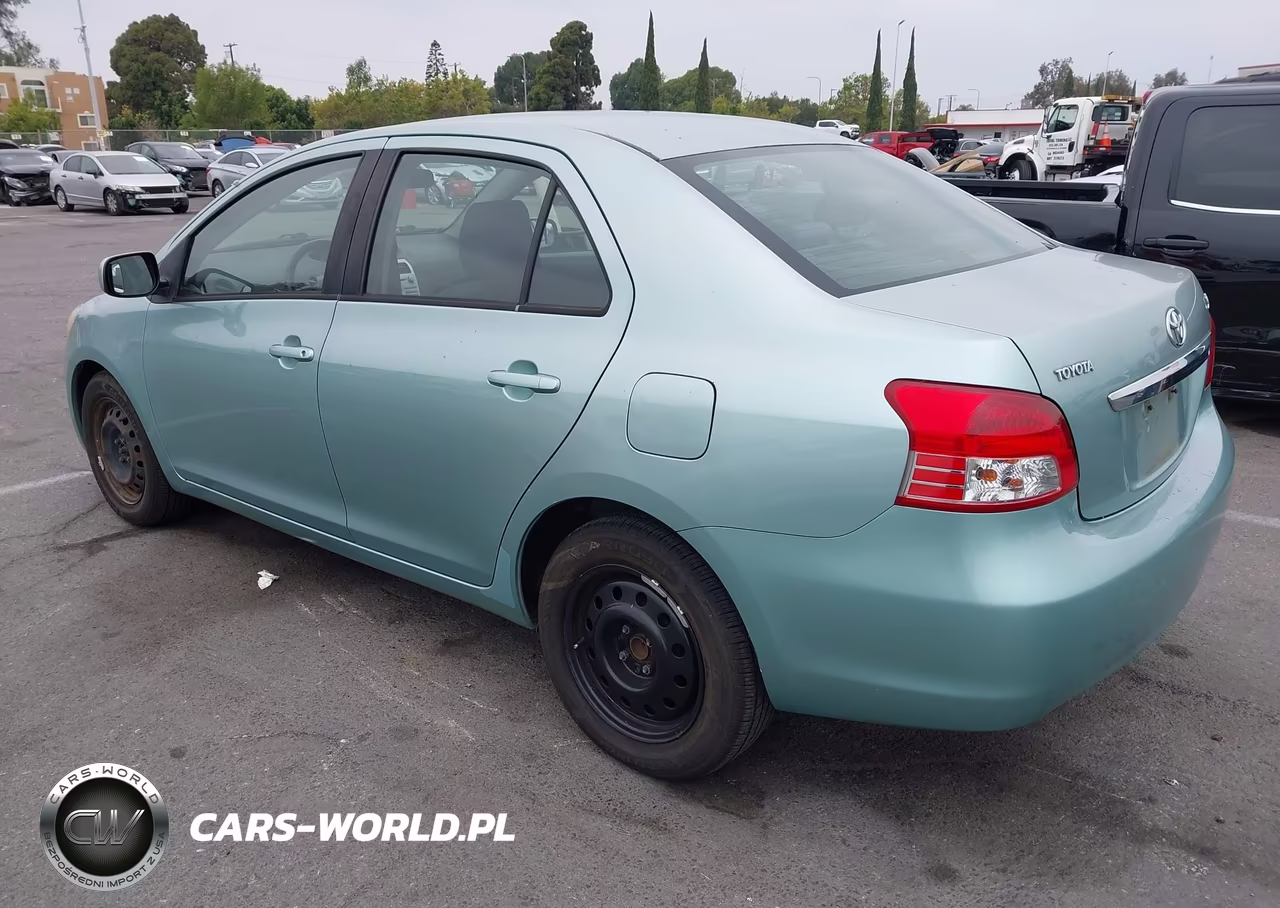 2007 Toyota Yaris VIN:JTDBT903671027528 - 3