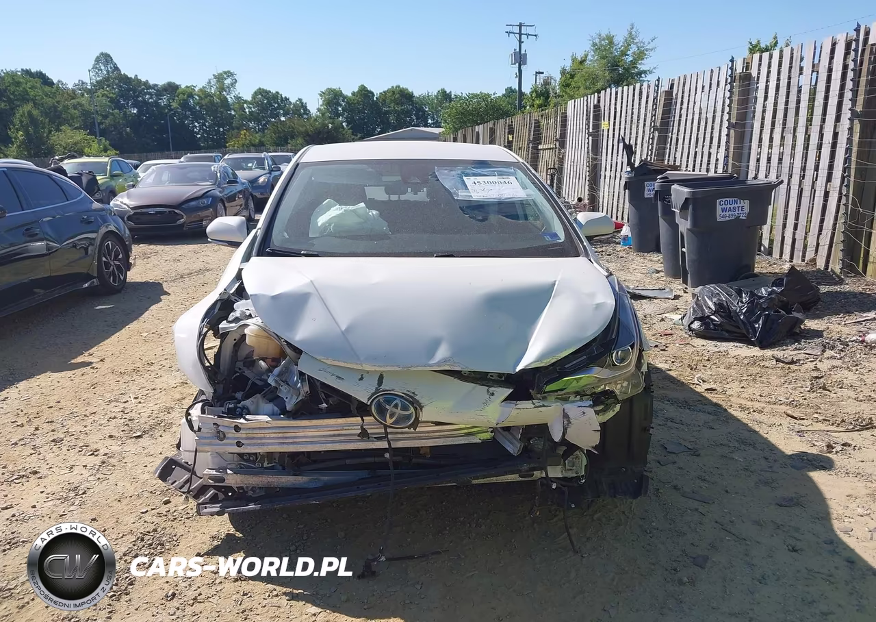 2019 Toyota Prius Le VIN:JTDL9RFU3K3002974 - 13