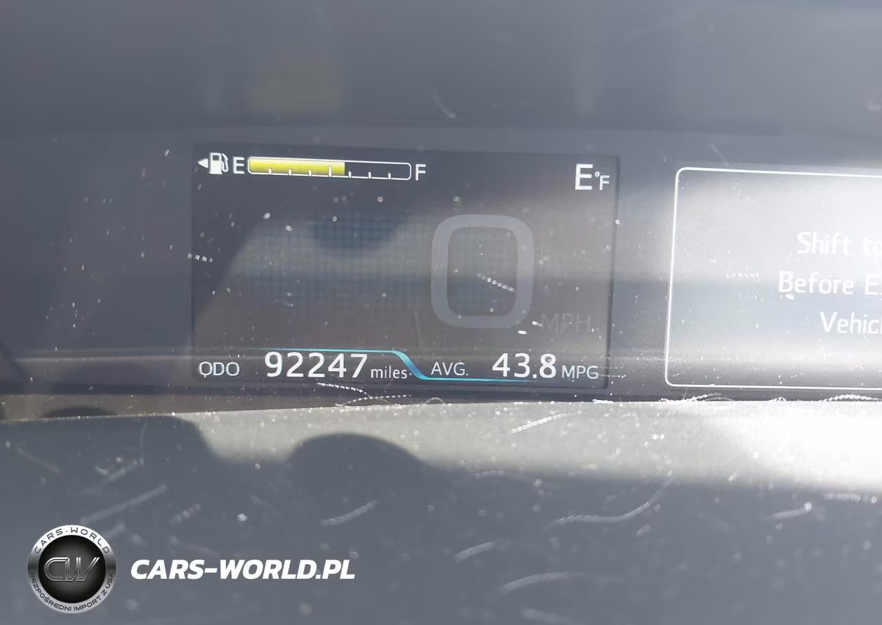2019 Toyota Prius Le VIN:JTDL9RFU3K3002974 - 7
