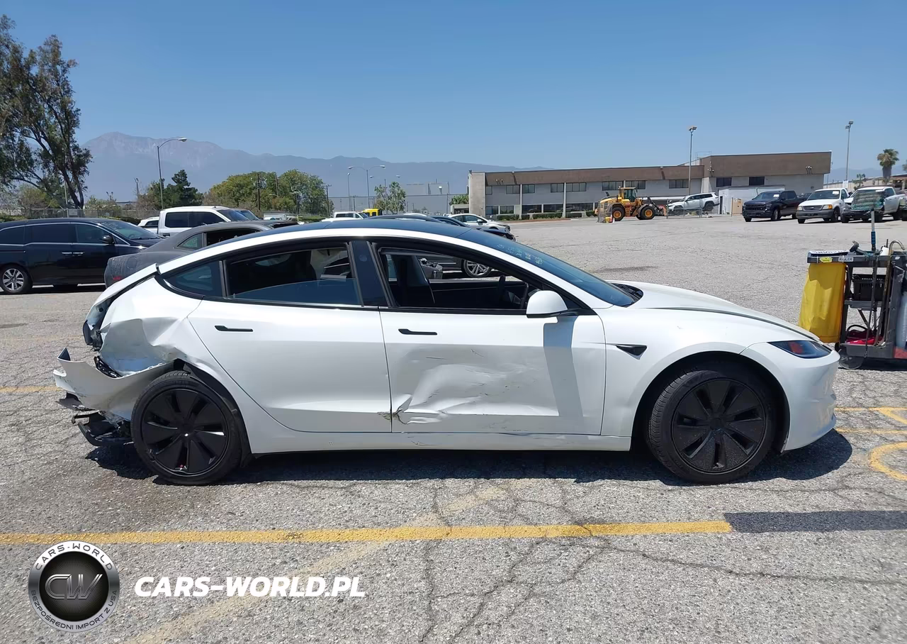 2024 Tesla Model 3 Long Range Dual Motor All-Wheel Drive-Rear-Wheel Drive VIN:5YJ3E1EA7RF786206 - 16