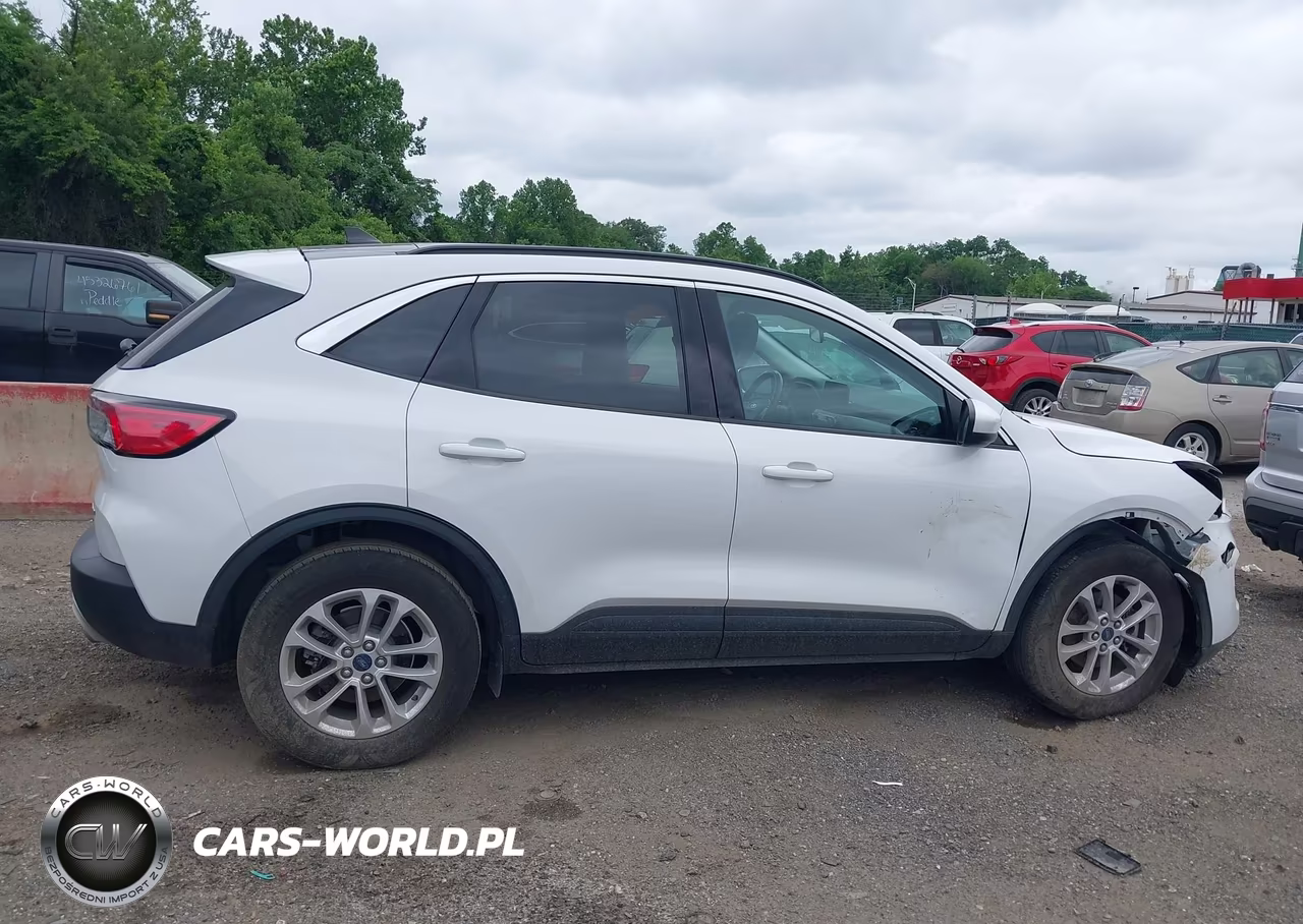 2021 Ford Escape Se VIN:1FMCU9G63MUA17210 - 14