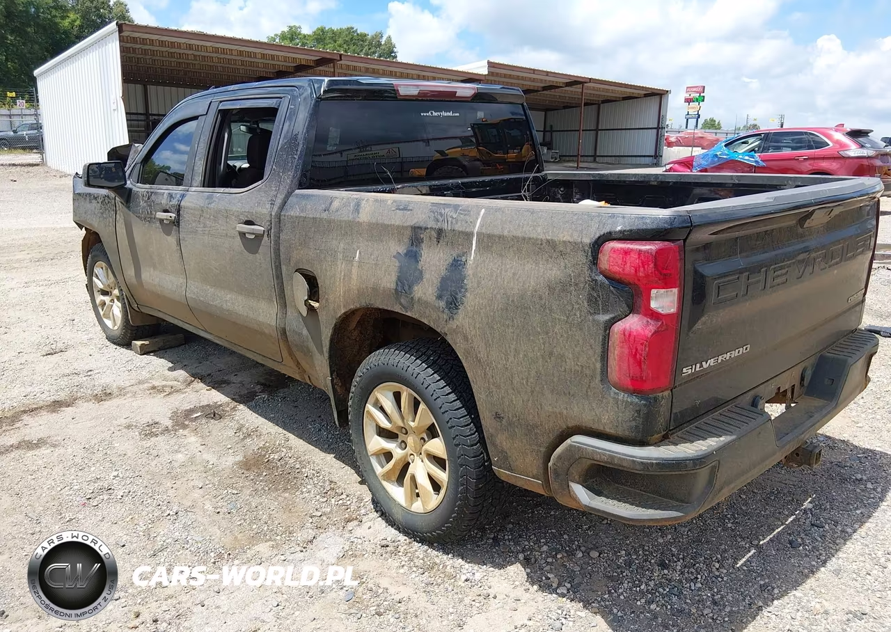 2020 Chevrolet Silverado 1500 2Wd Short Bed Custom VIN:3GCPWBEH2LG344632 - 3