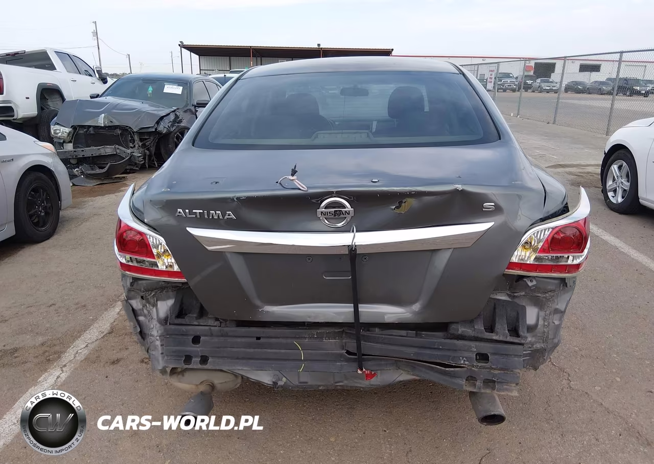 2015 Nissan Altima 2.5 S VIN:1N4AL3APXFC572151 - 17