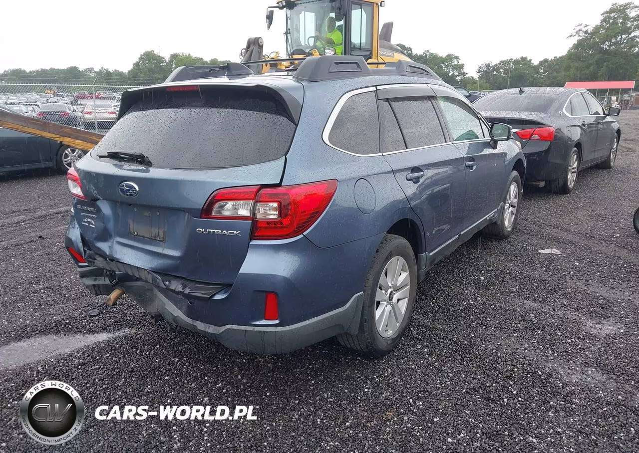 2016 Subaru Outback 2.5I Premium VIN:4S4BSBHC4G3338051 - 4