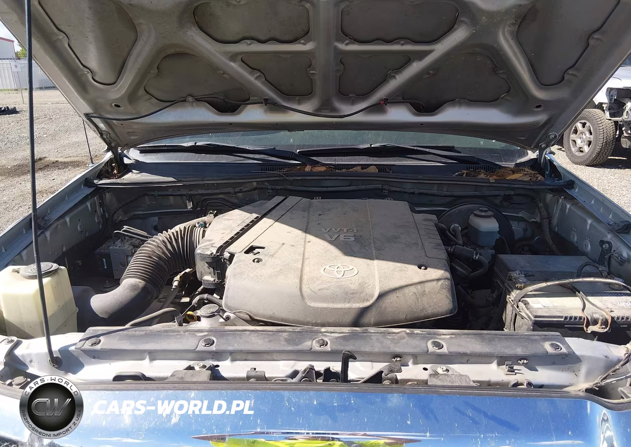 2008 Toyota Tacoma Prerunner V6 VIN:3TMJU62N78M070642 - 10