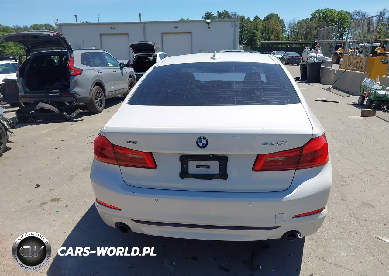 2019 BMW 530I xDrive VIN:WBAJA7C55KG910929 - 15