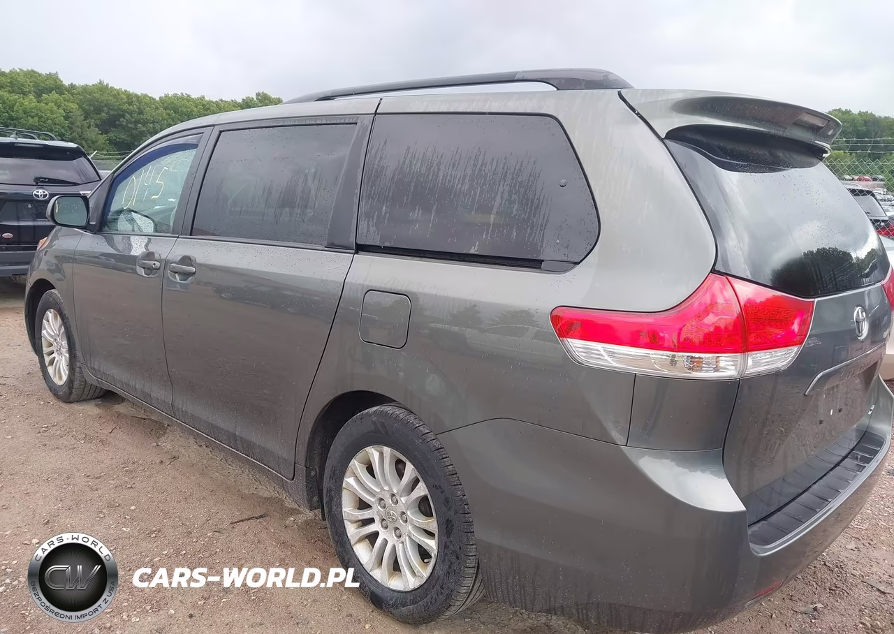 2012 Toyota Sienna Xle V6 8 Passenger VIN:5TDYK3DC5CS249933 - 3