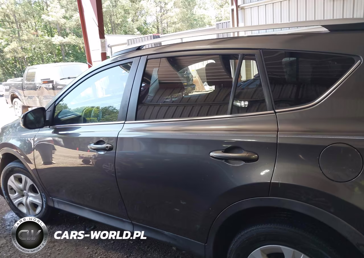 2015 Toyota Rav4 Le VIN:2T3BFREV9FW260885 - 14
