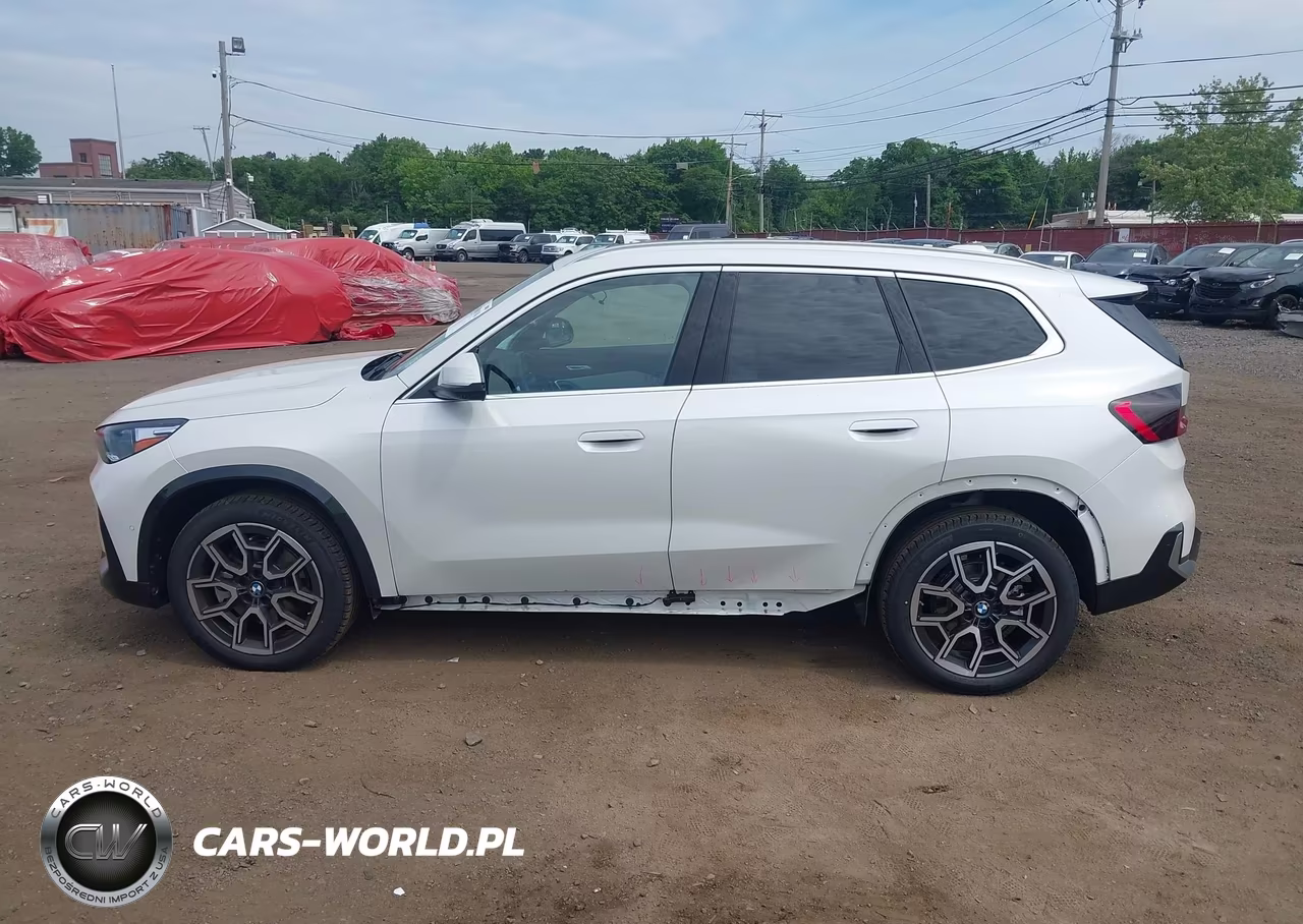 2026 BMW X1 xDrive28I VIN:WBX73EF02T5536582 - 15