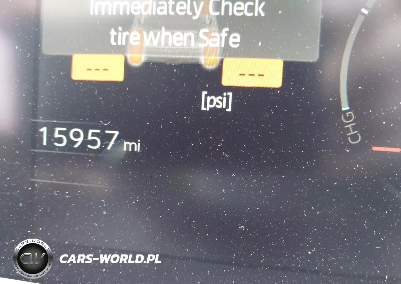 2024 Subaru Solterra Limited VIN:JTMABABA4RA089895 - 16