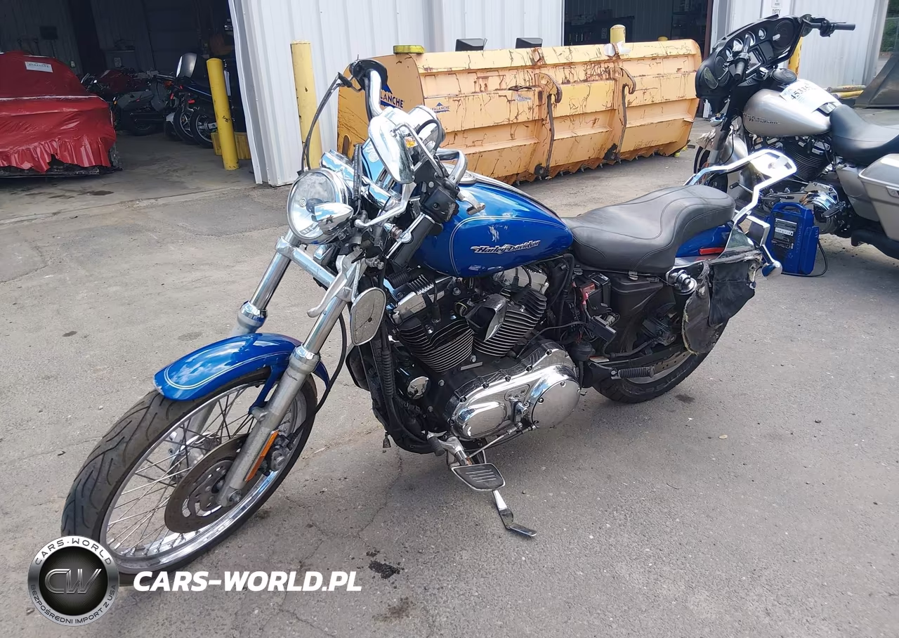 2007 Harley-Davidson Xl1200 C VIN:1HD1CT3137K449462 - 2