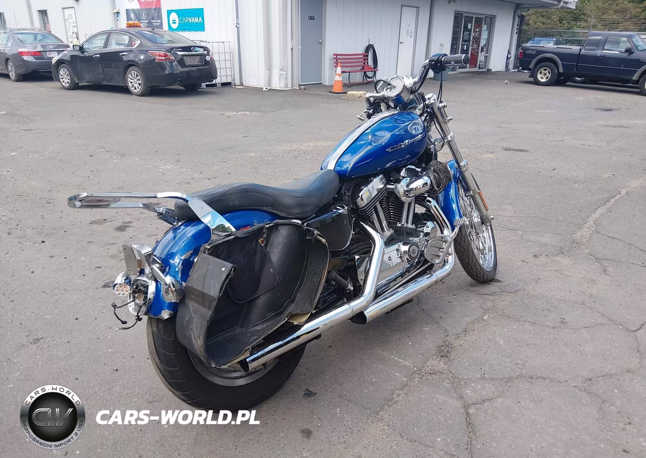 2007 Harley-Davidson Xl1200 C VIN:1HD1CT3137K449462 - 4