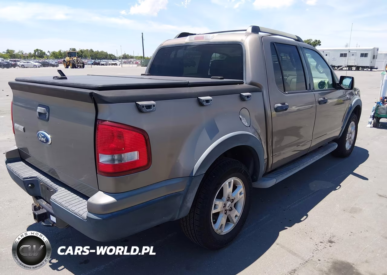 2007 Ford Explorer Sport Trac Xlt VIN:1FMEU31837UA08821 - 4