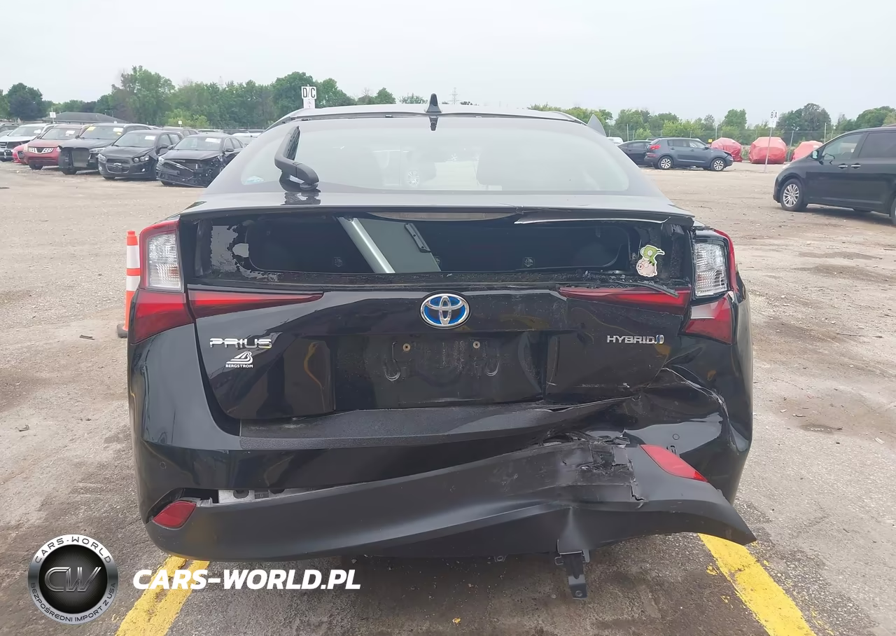 2021 Toyota Prius Le VIN:JTDKAMFU3M3141687 - 16