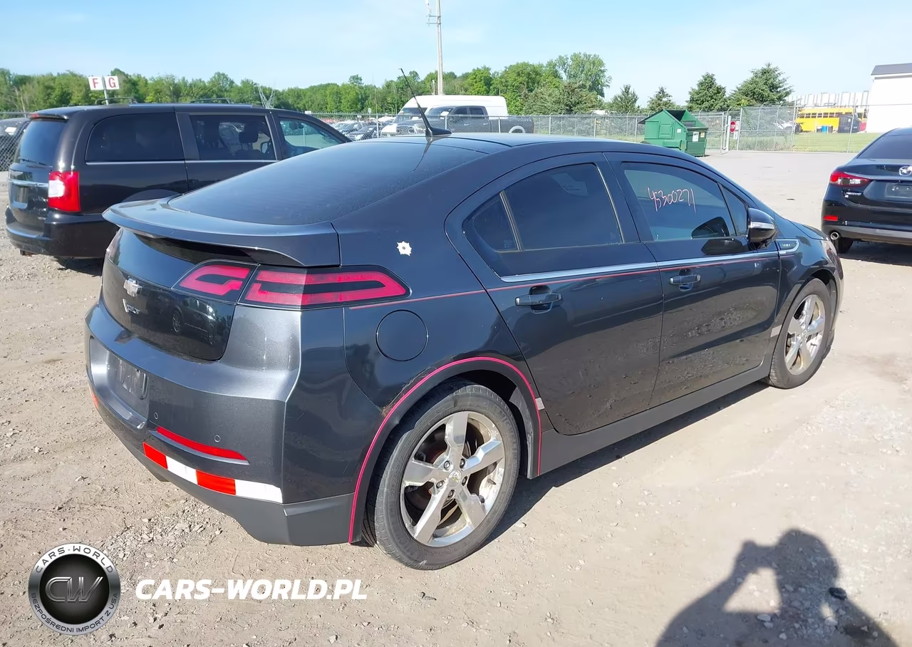 2011 Chevrolet Volt VIN:1G1RD6E43BU101161 - 4