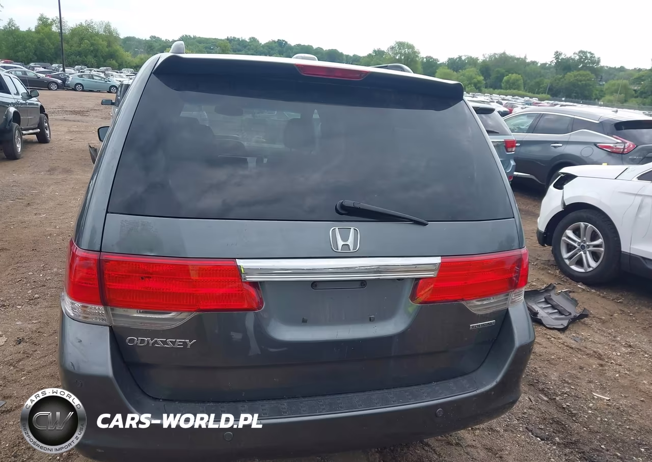 2010 Honda Odyssey Touring VIN:5FNRL3H94AB083969 - 16