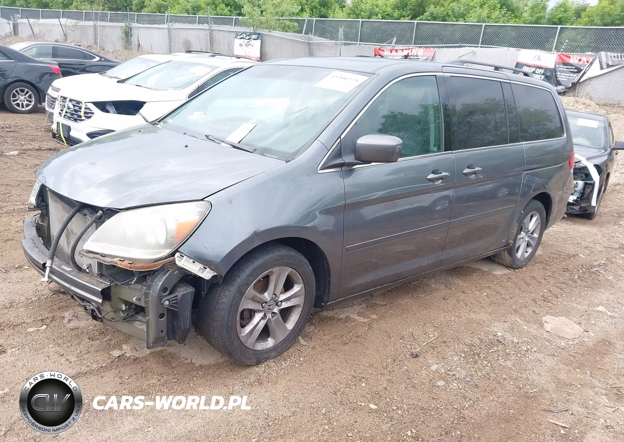 2010 Honda Odyssey Touring VIN:5FNRL3H94AB083969 - 2
