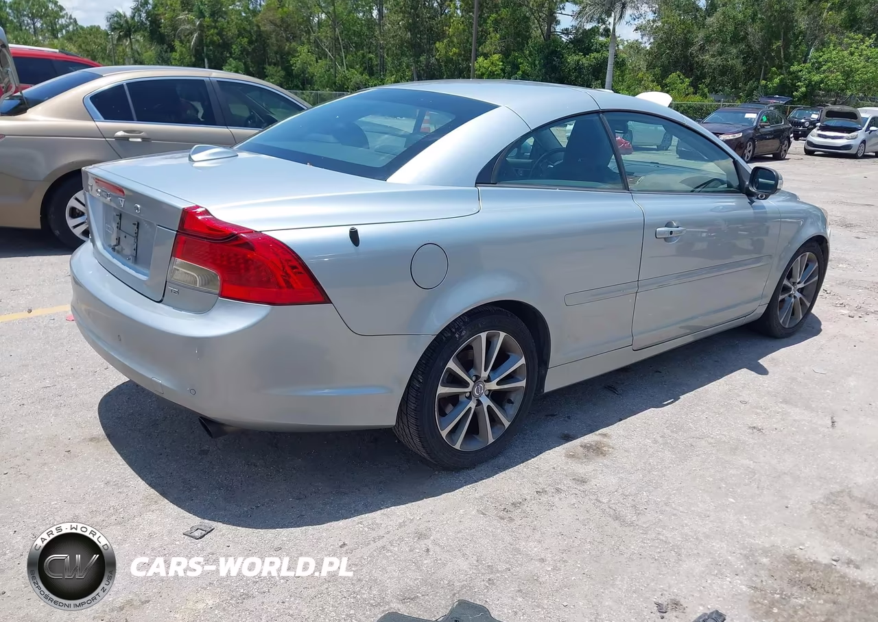 2011 Volvo C70 T5 VIN:YV1672MCXBJ109756 - 4
