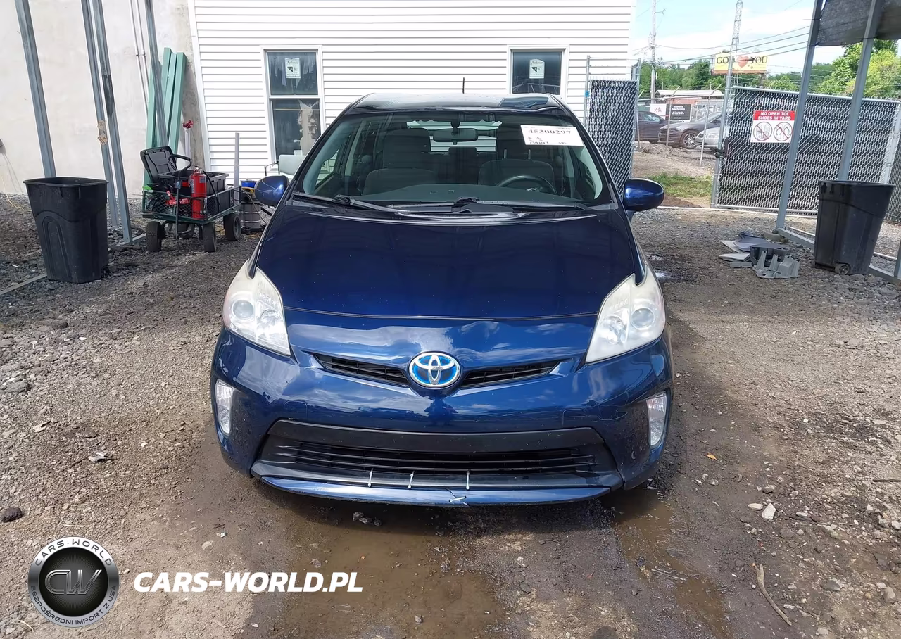 2013 Toyota Prius Two VIN:JTDKN3DU3D1622388 - 13