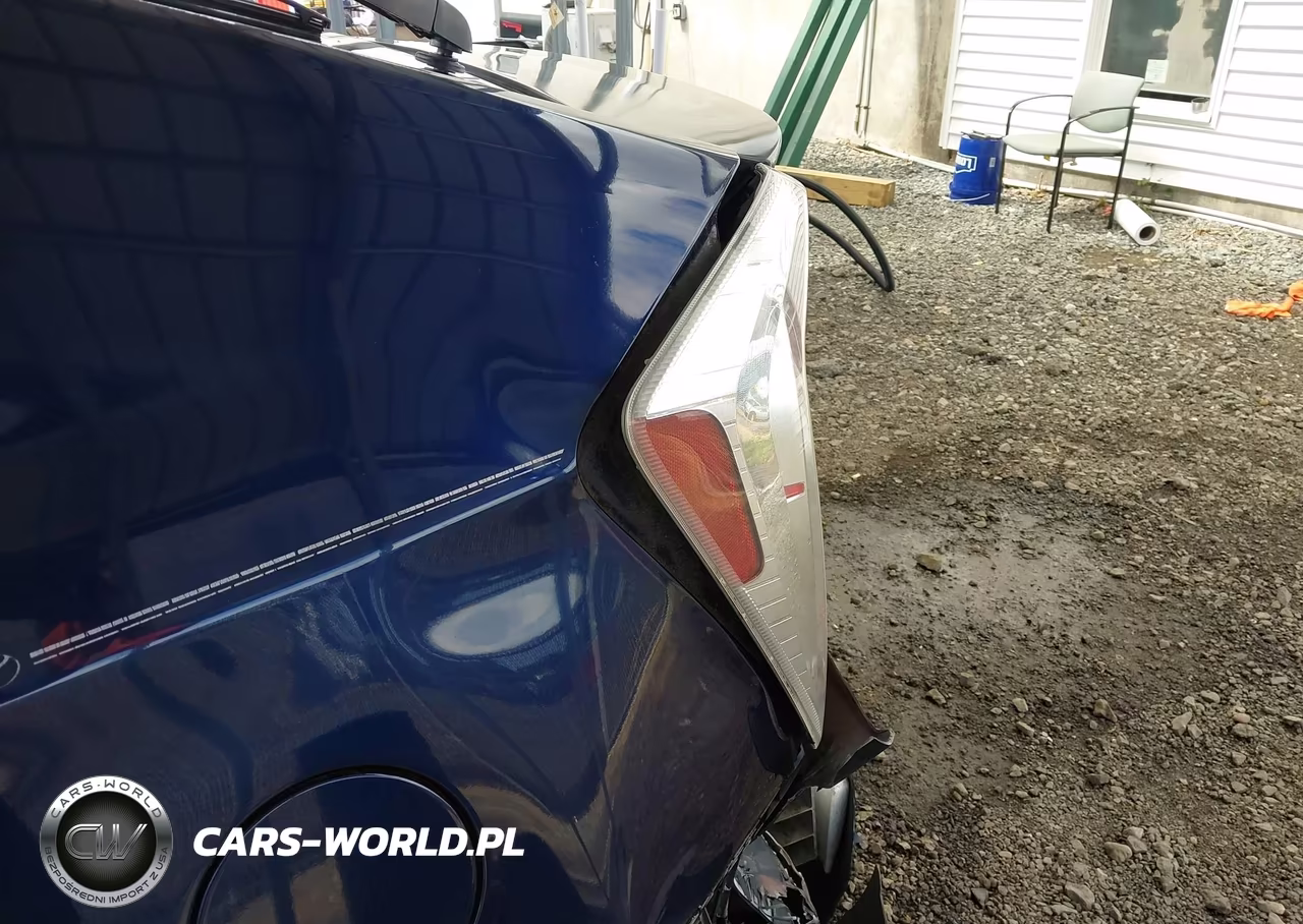 2013 Toyota Prius Two VIN:JTDKN3DU3D1622388 - 18