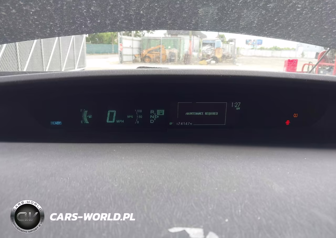 2013 Toyota Prius Two VIN:JTDKN3DU3D1622388 - 7