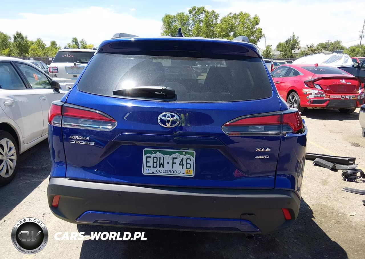 2025 Toyota Corolla Cross Xle VIN:7MUDAABG5SV138797 - 17