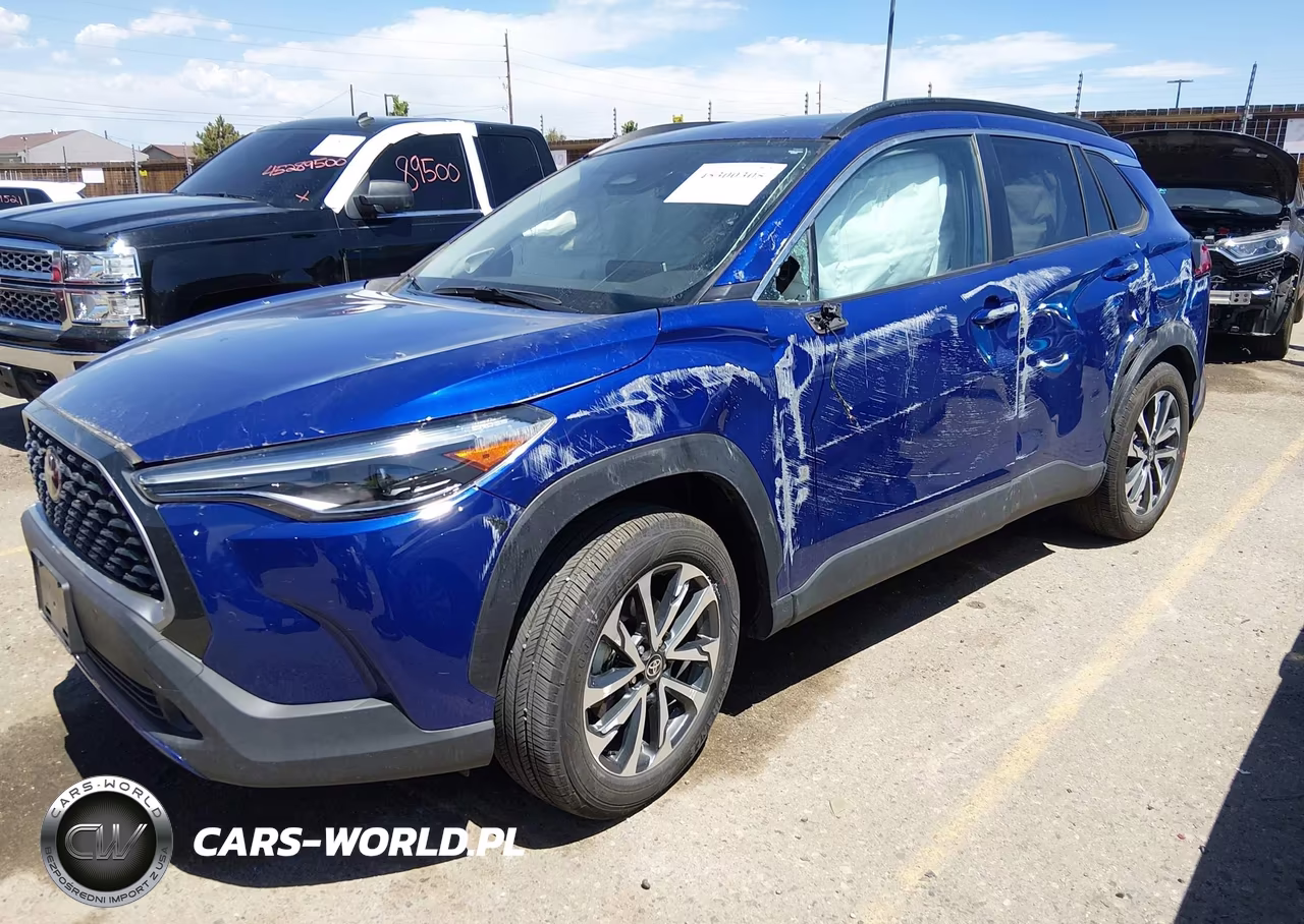 2025 Toyota Corolla Cross Xle VIN:7MUDAABG5SV138797 - 2
